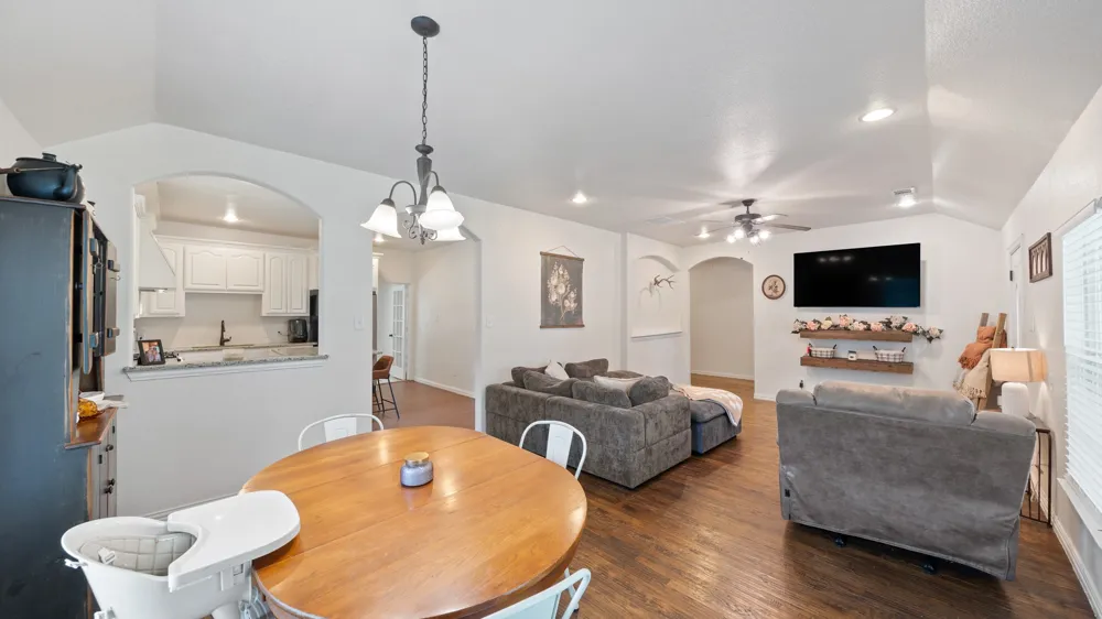 308 E 8th Street Kaufman, TX 75142