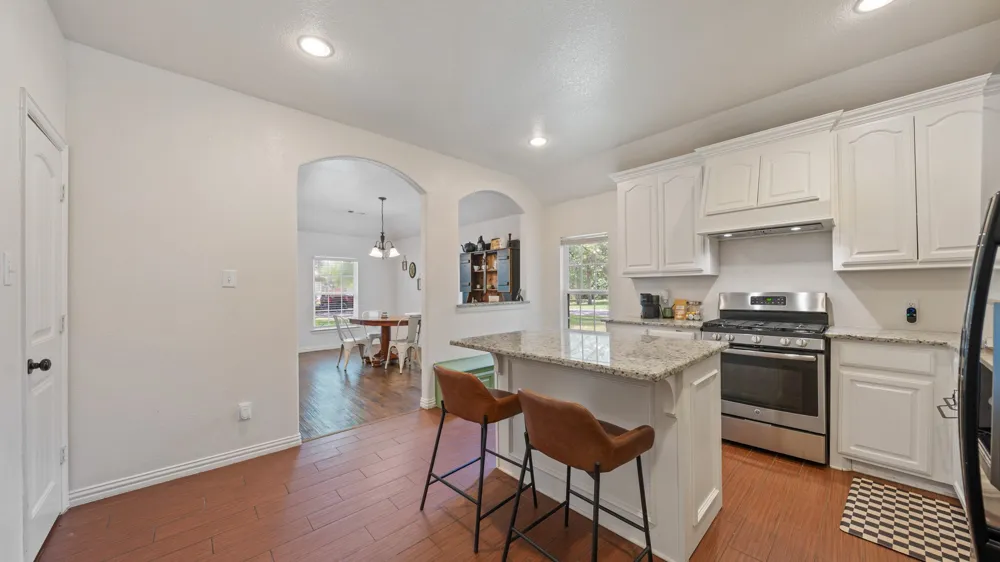 308 E 8th Street Kaufman, TX 75142