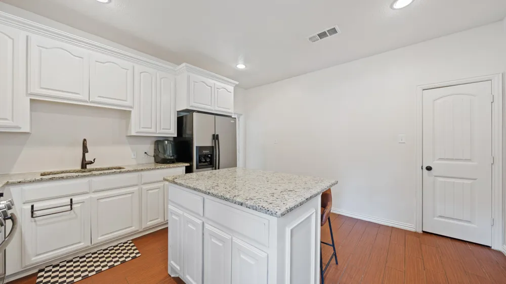 308 E 8th Street Kaufman, TX 75142
