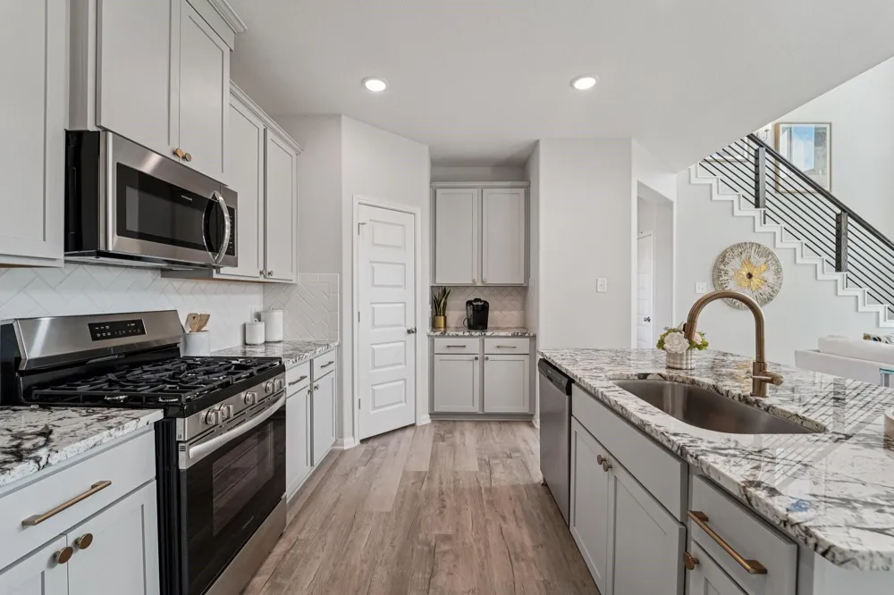 8014 Jim Bowie Court Beasley, TX 77417