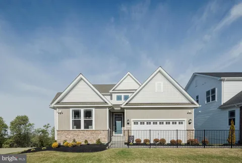 5364 NEWPORT CIRCLE