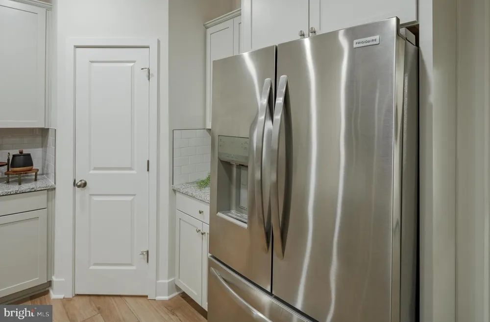 5364 NEWPORT CIRCLE White Plains, MD 20695