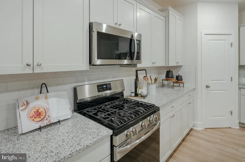 5364 NEWPORT CIRCLE White Plains, MD 20695