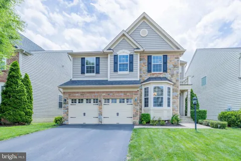 8727 RALEIGH MEWS