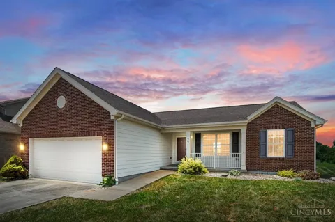 77 Bayberry Lane