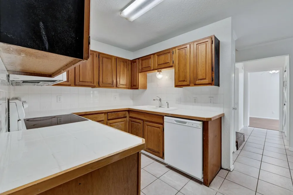3209 Whatley Drive Garland, TX 75043