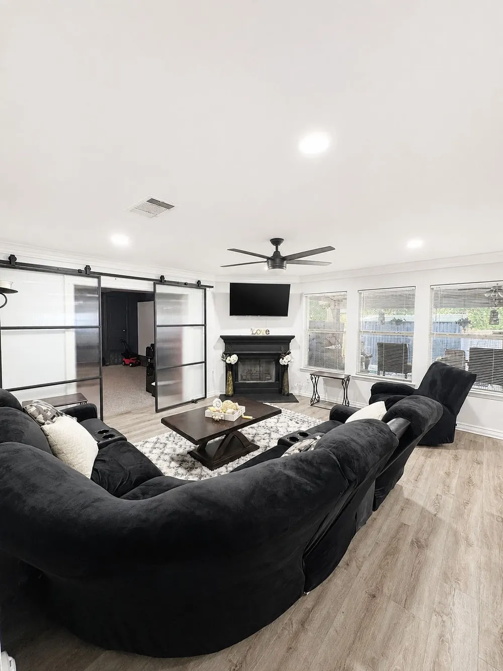 754 Cedarwood Drive Cedar Hill, TX 75104