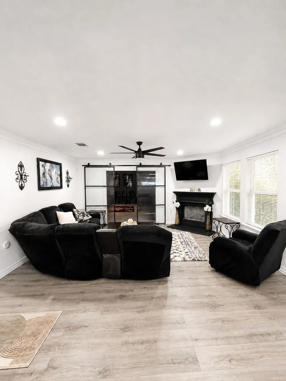 754 Cedarwood Drive Cedar Hill, TX 75104