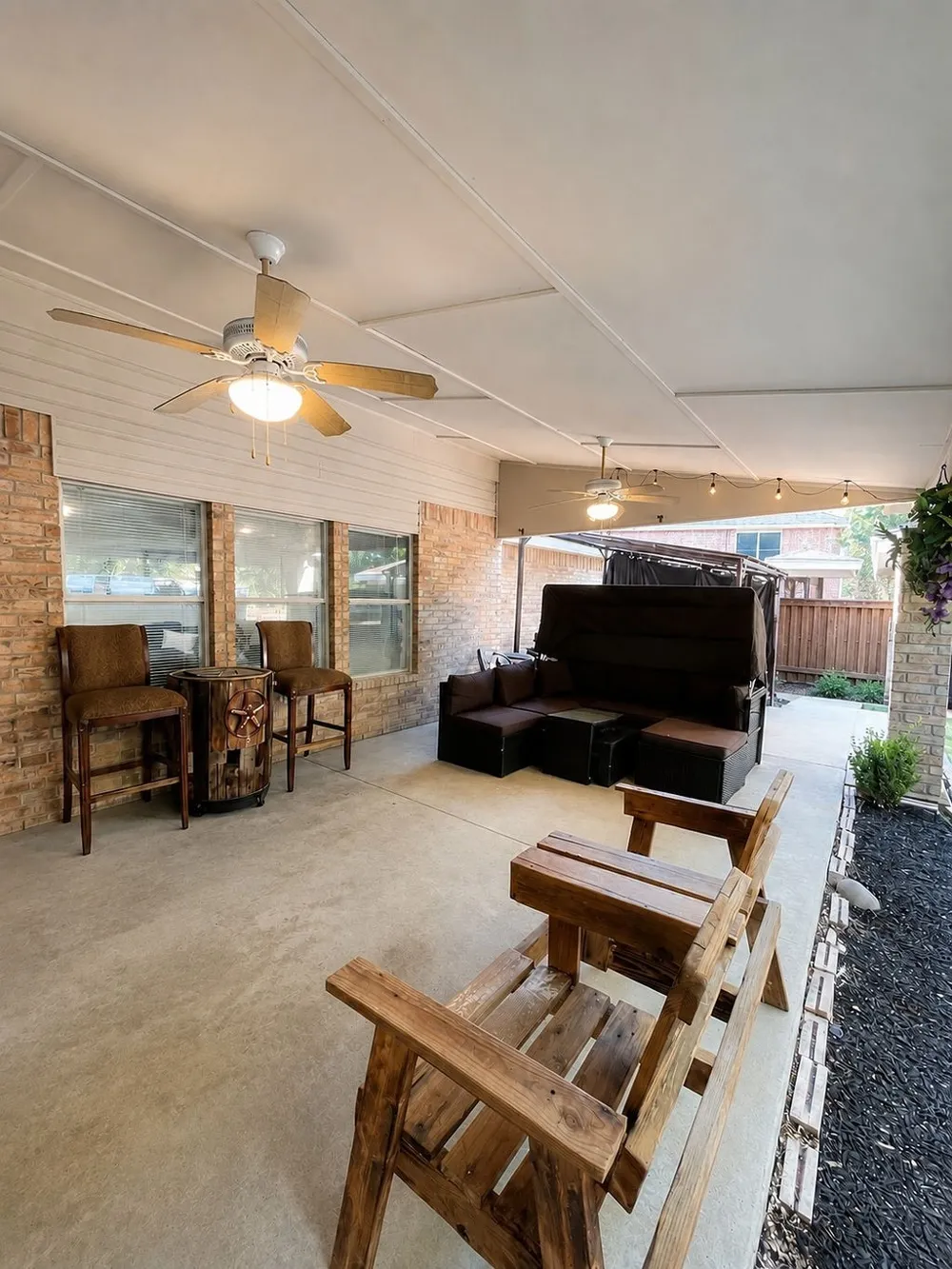 754 Cedarwood Drive Cedar Hill, TX 75104