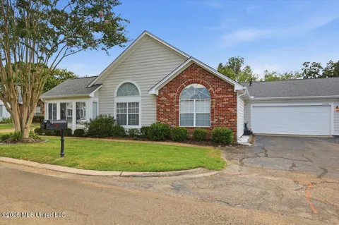 1104 Gerrits Landing