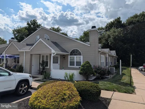 1205 MEGANS LANE