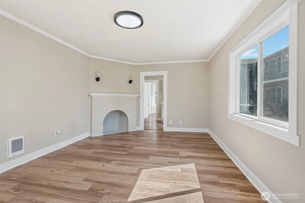 3015 Dover Street Longview, WA 98632