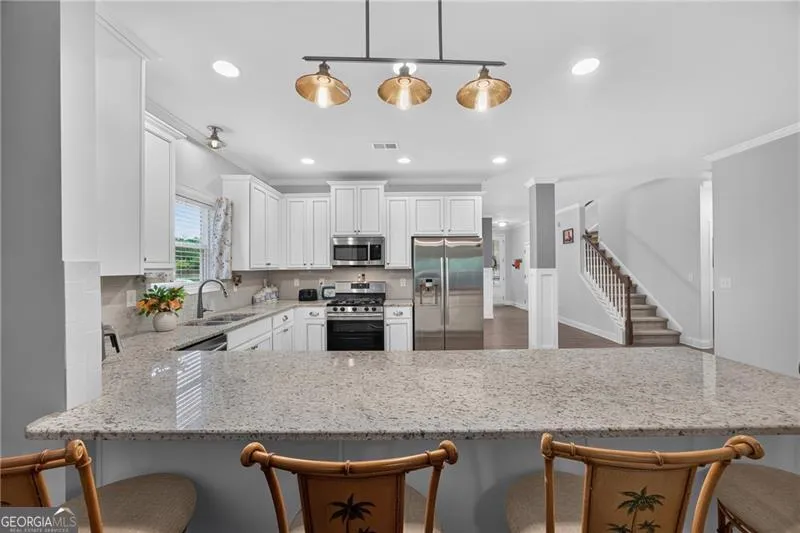 235 Rosemary LNDG Dallas, GA 30132