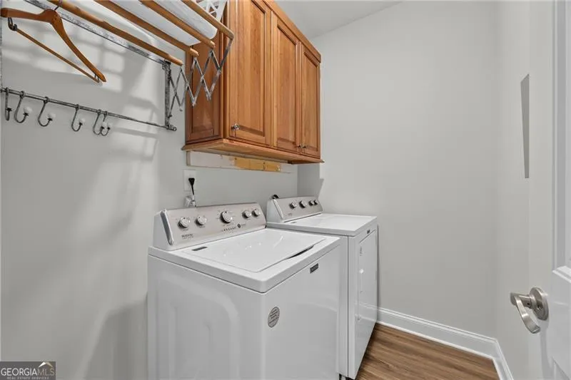 235 Rosemary LNDG Dallas, GA 30132