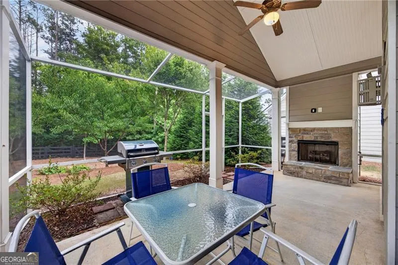 235 Rosemary LNDG Dallas, GA 30132