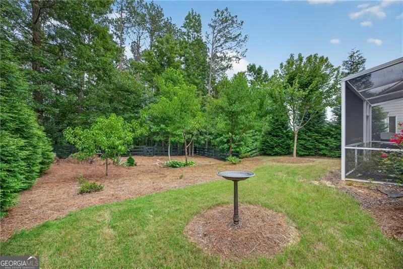 235 Rosemary LNDG Dallas, GA 30132