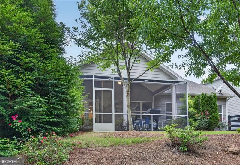 235 Rosemary LNDG Dallas, GA 30132