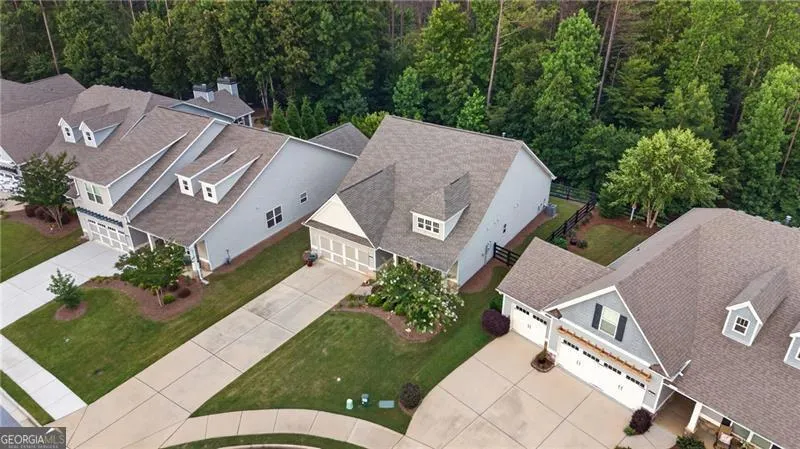 235 Rosemary LNDG Dallas, GA 30132