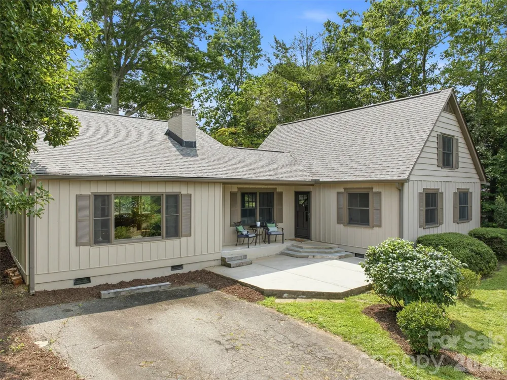 279 Longview Drive Waynesville, NC 28786