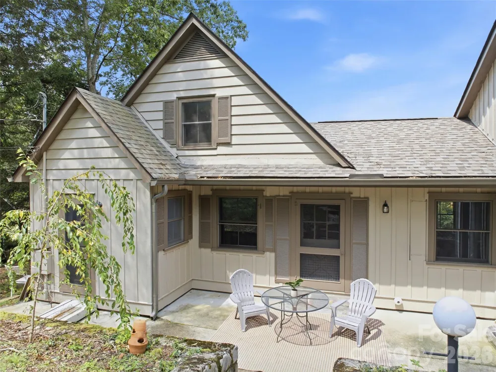 279 Longview Drive Waynesville, NC 28786