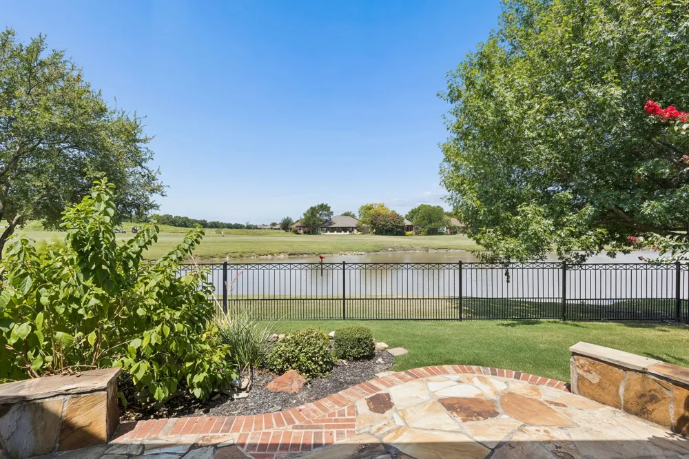293 Cheyenne Drive Fairview, TX 75069