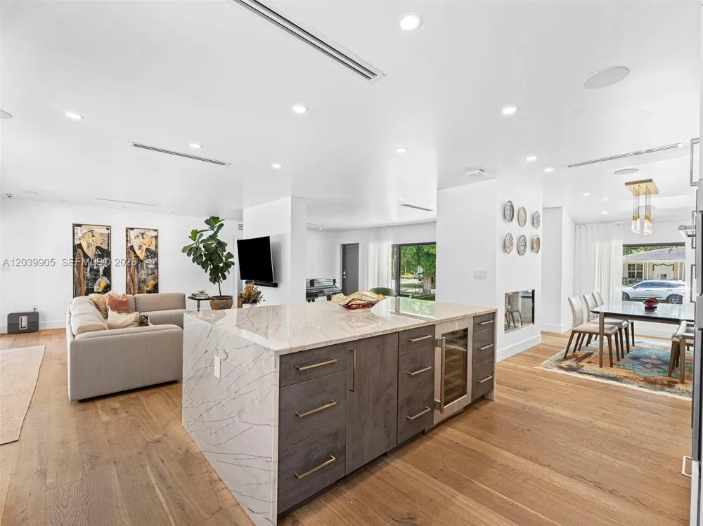 511 Perugia Ave Coral Gables, FL 33146