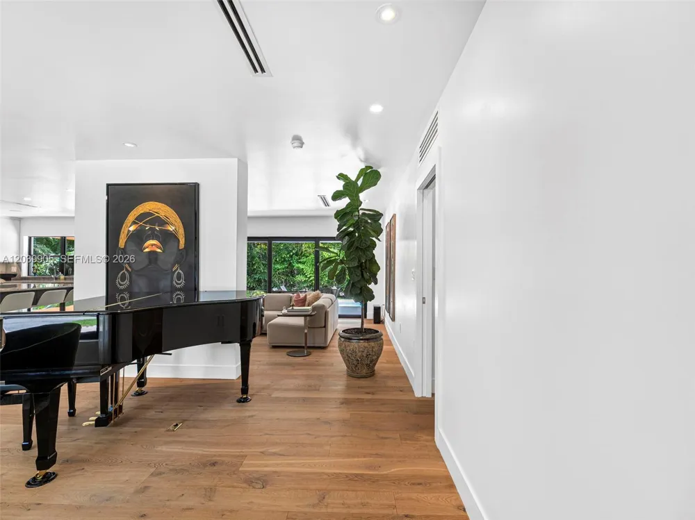 511 Perugia Ave Coral Gables, FL 33146