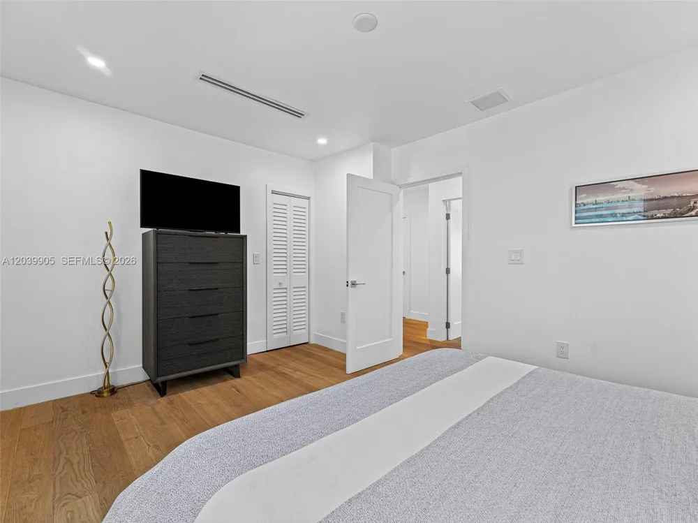 511 Perugia Ave Coral Gables, FL 33146