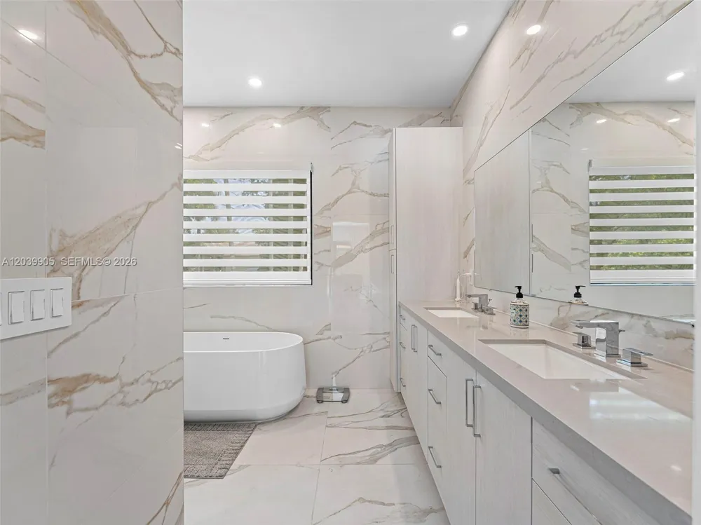 511 Perugia Ave Coral Gables, FL 33146