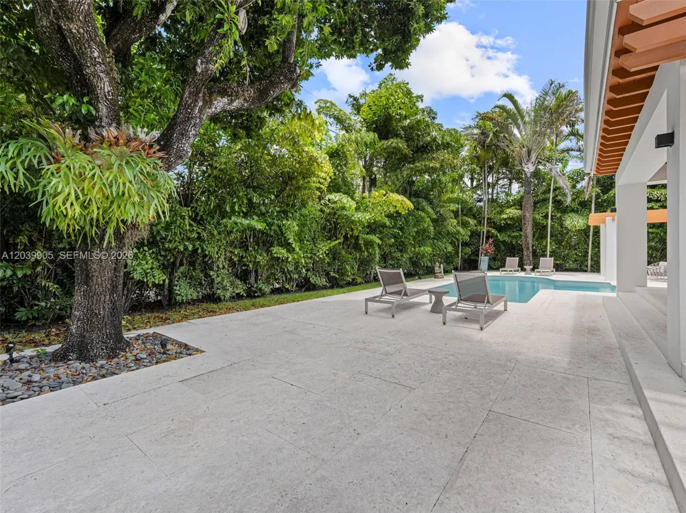 511 Perugia Ave Coral Gables, FL 33146