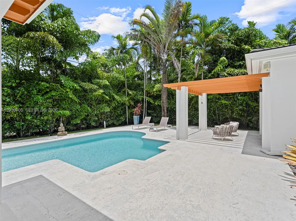 511 Perugia Ave Coral Gables, FL 33146