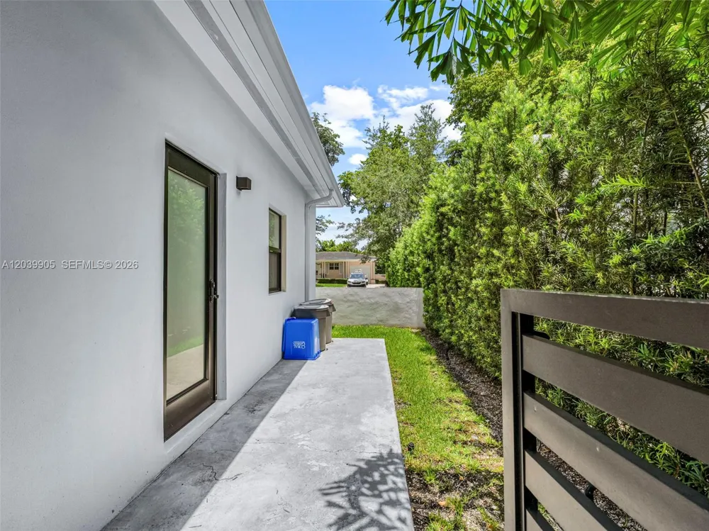 511 Perugia Ave Coral Gables, FL 33146