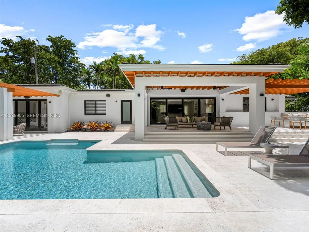 511 Perugia Ave Coral Gables, FL 33146