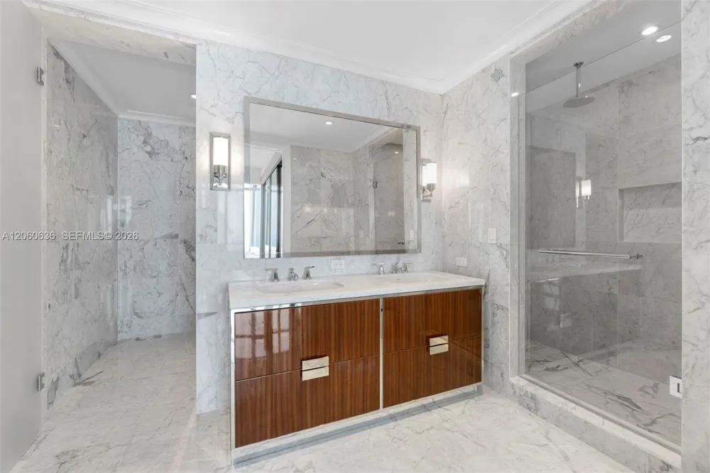 15701 Collins Ave #4701 Sunny Isles Beach, FL 33160