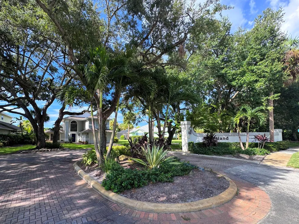 7340 35th Court Vero Beach, FL 32967