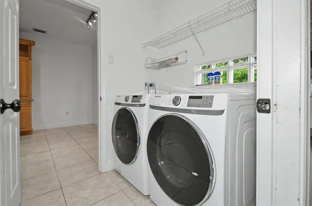 7340 35th Court Vero Beach, FL 32967