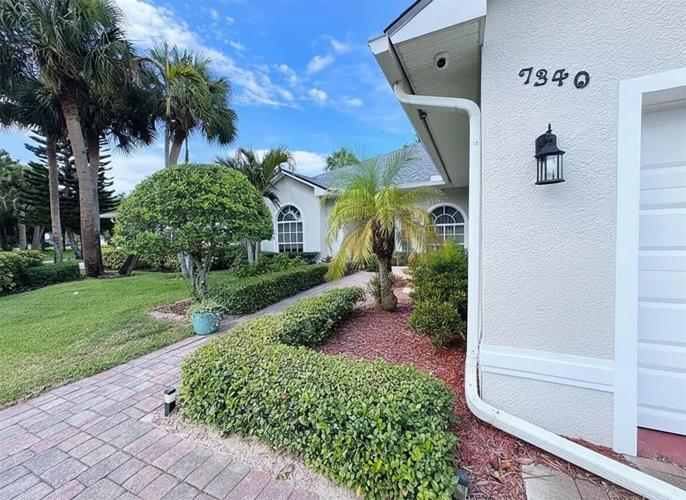 7340 35th Court Vero Beach, FL 32967