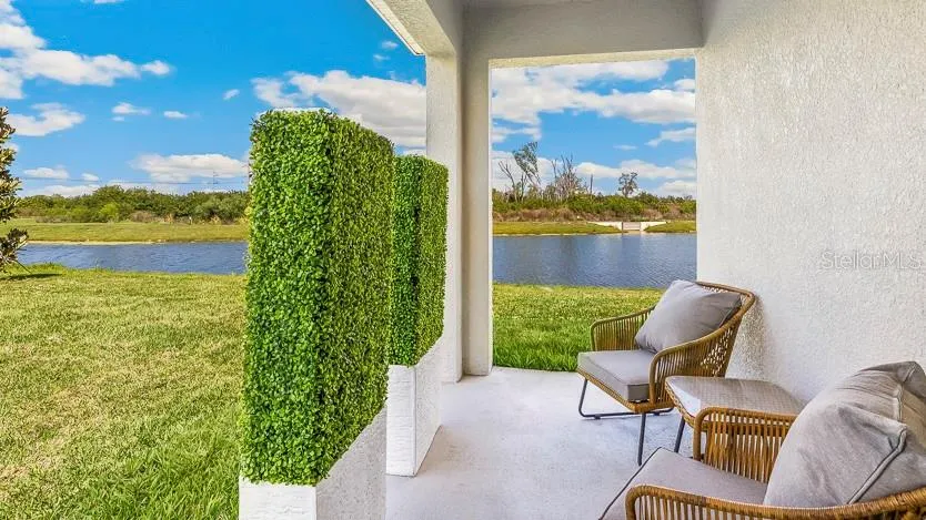 18623 LOOKOUT RIDGE PLACE Lakewood Ranch, FL 34211