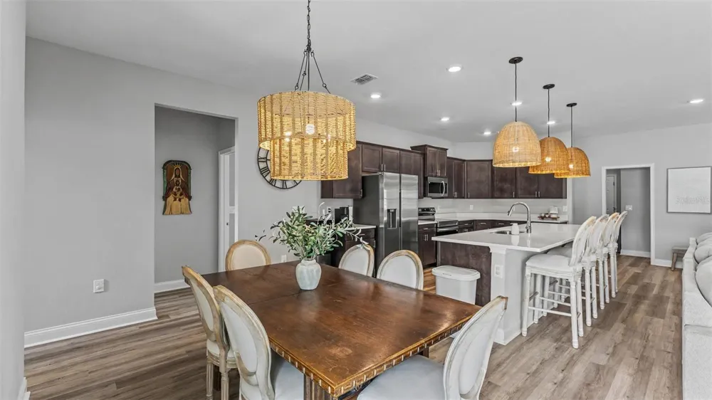 6686 TREYMONT DRIVE Lakeland, FL 33813