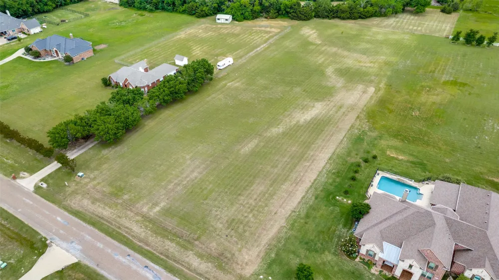 104 Green Meadow Court Gunter, TX 75058