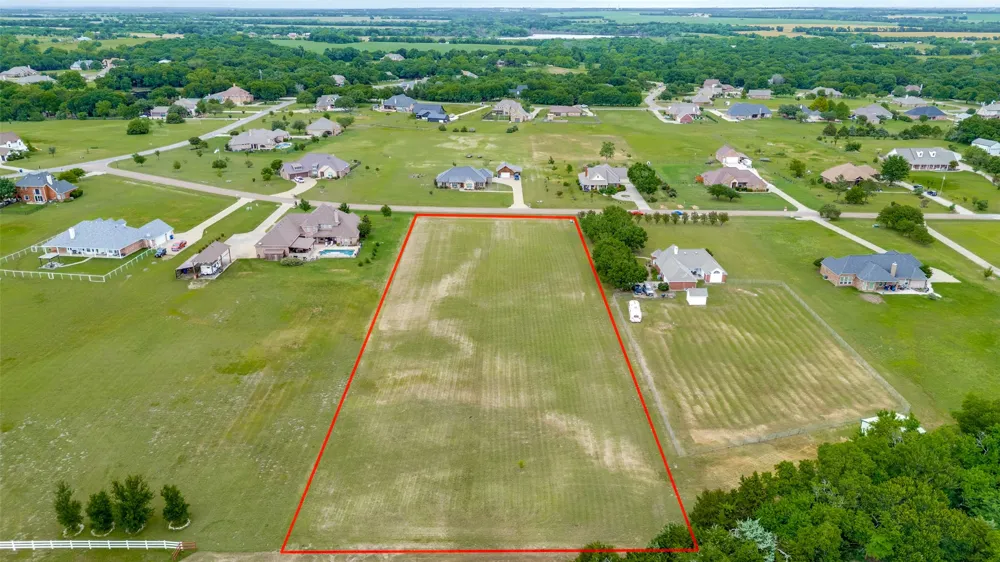 104 Green Meadow Court Gunter, TX 75058