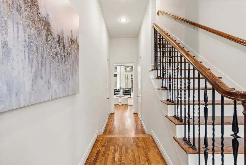 2823 Sherwin Street Houston, TX 77007