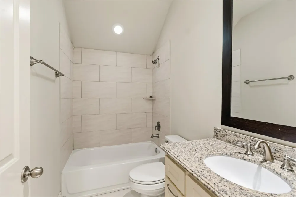2823 Sherwin Street Houston, TX 77007