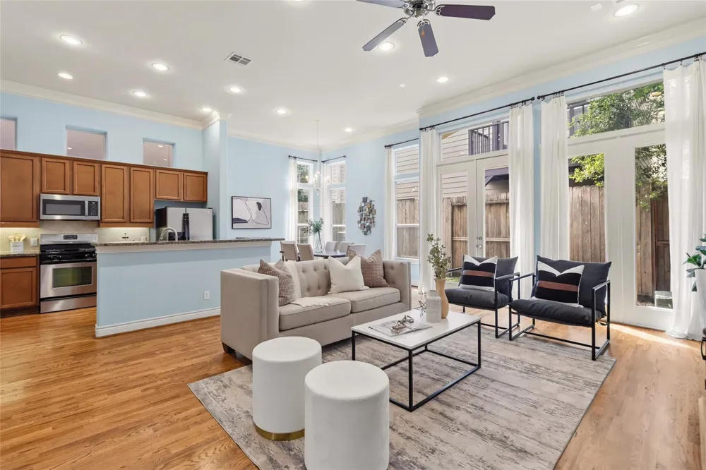 2823 Sherwin Street Houston, TX 77007