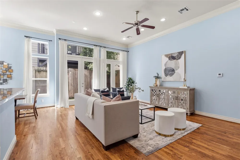 2823 Sherwin Street Houston, TX 77007