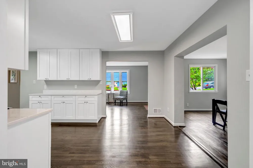 8710 PICCADILLY PLACE Springfield, VA 22151