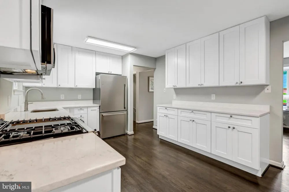 8710 PICCADILLY PLACE Springfield, VA 22151