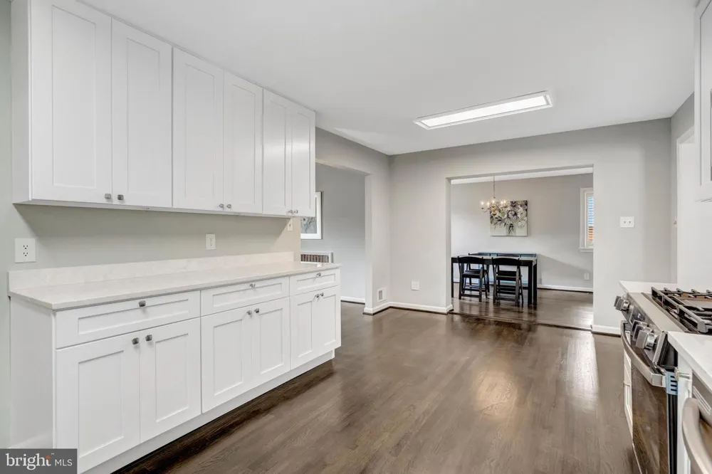 8710 PICCADILLY PLACE Springfield, VA 22151