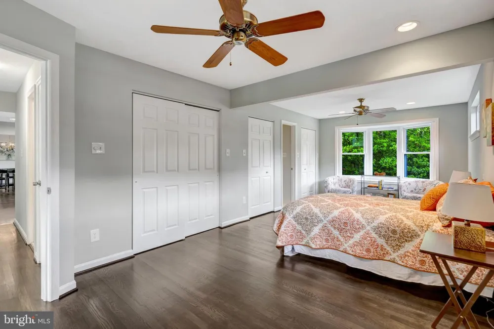 8710 PICCADILLY PLACE Springfield, VA 22151