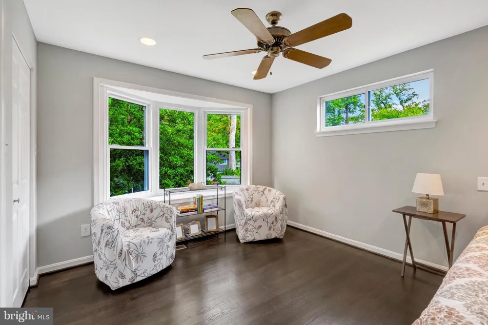 8710 PICCADILLY PLACE Springfield, VA 22151